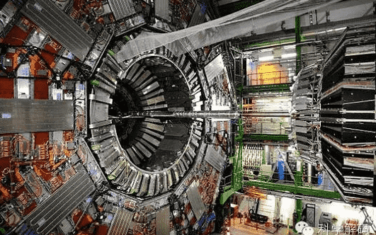 科学家研发微型粒子加速器:体积仅相当鞋盒大小 2 科学家研发微型粒子加速器:体积仅相当鞋盒大小