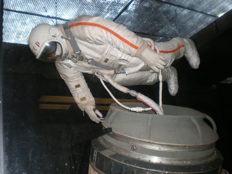 太空服的演变:从水星计划到Aouda.X人机界面 7 太空服的演变:从水星计划到Aouda.X人机界面