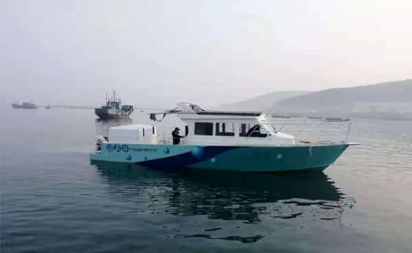 应用大连化物所氢燃料电池电堆的燃料电池游艇“蠡湖”号通过试航