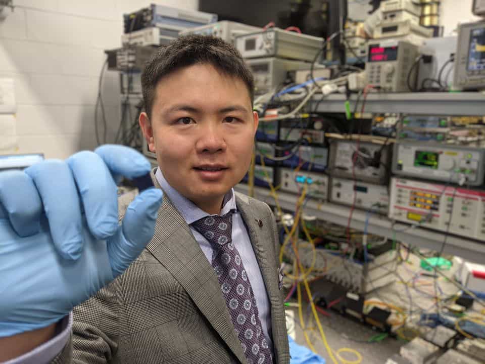 研究团队展示世界上最快的光学神经形态处理器 1 研究团队展示世界上最快的光学神经形态处理器