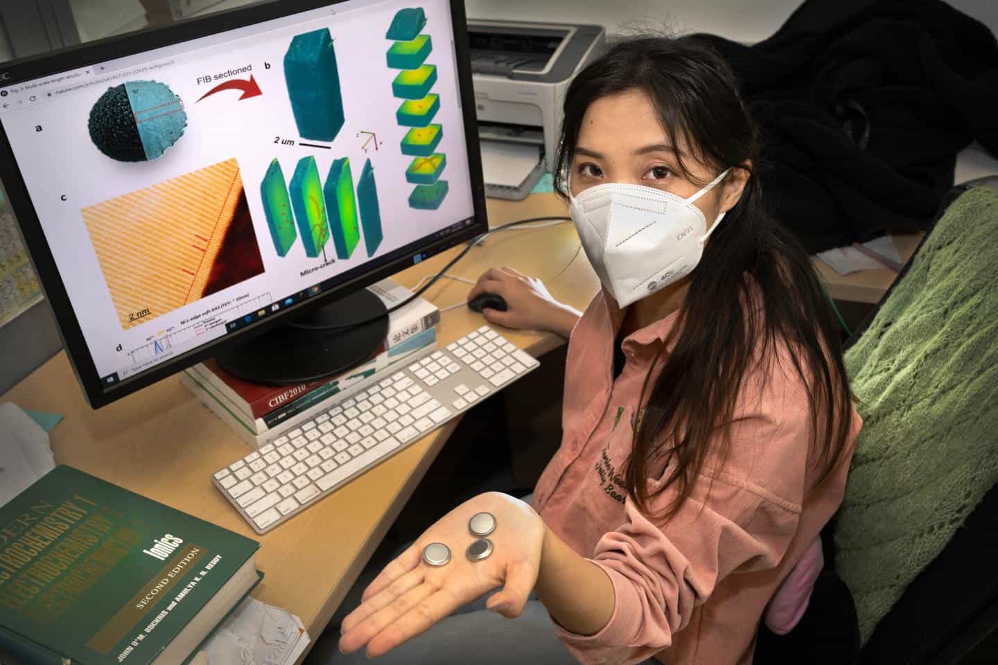 科学家发现稳定正极材料的新方法