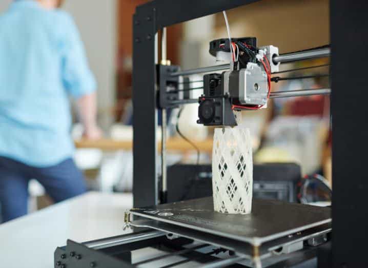 英国格拉斯哥大学研究可回收的新型3D打印电池