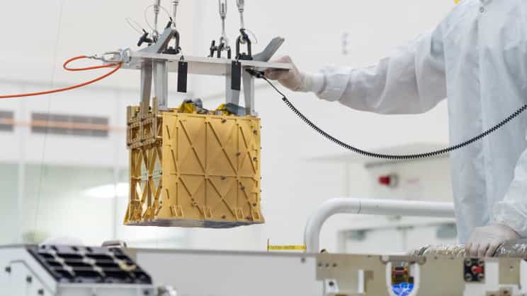 NASA从火星大气中提取氧气的小型仪器MOXIE为人类探索火星铺平了道路
