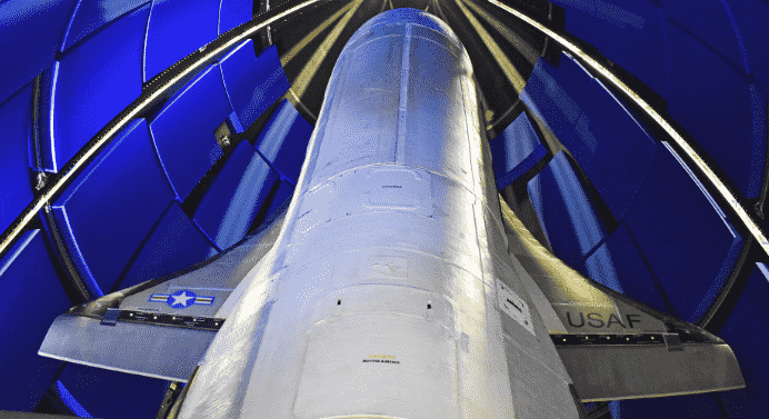 美国军方开始X-37B太空飞机的微波束实验 1 美国军方开始X-37B太空飞机的微波束实验